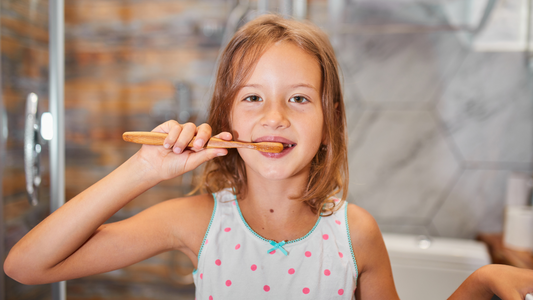 The Best Toothpaste for Young Kids: Why Pearl’s Organic Mint Fluoride Toothpaste Tablets Shine